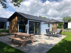 Luxe en gezellig chalet aan Veluwemeer 4 pers